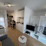 Charming T1 - Parking - Metro St Agne * Toulouse