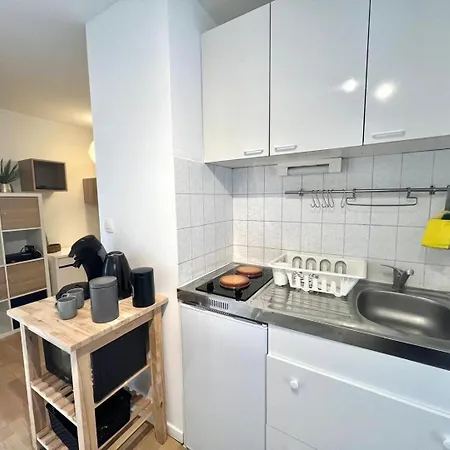 Charming T1 - Parking - Metro St Agne * Toulouse