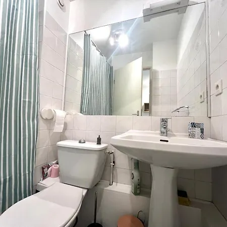 Charming T1 - Parking - Metro St Agne