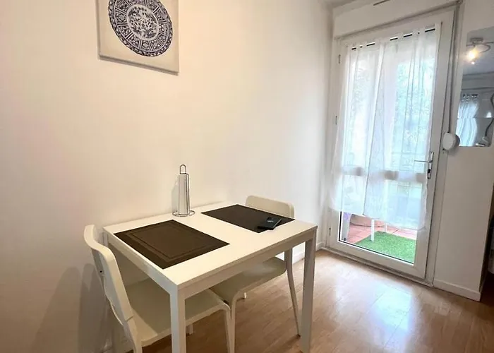 Appartement Charming T1 - Parking - Metro St Agne Toulouse