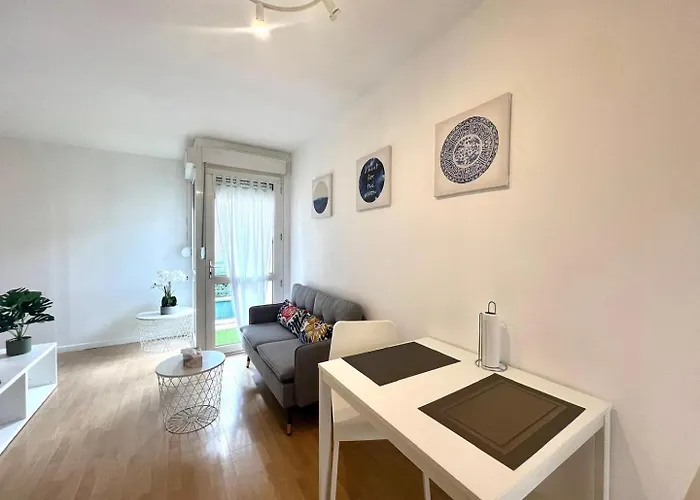 Charming T1 - Parking - Metro St Agne