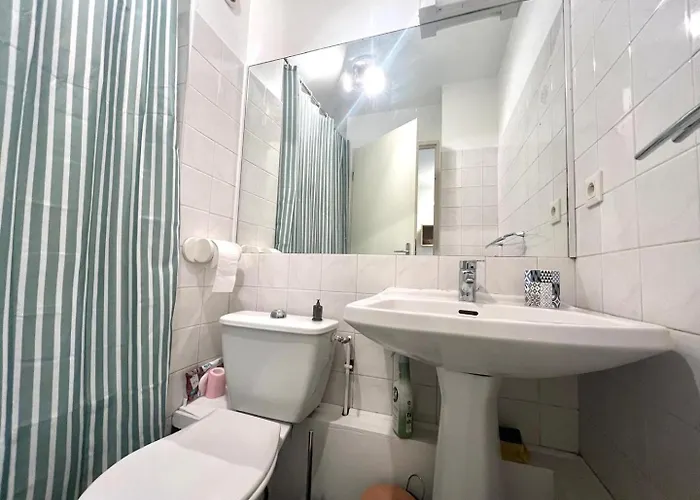 Charming T1 - Parking - Metro St Agne